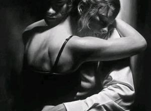Tu es amoureux ?  - Non, elle me trouble, me séduit et m'inquiète, m'attire et m'effraye.
